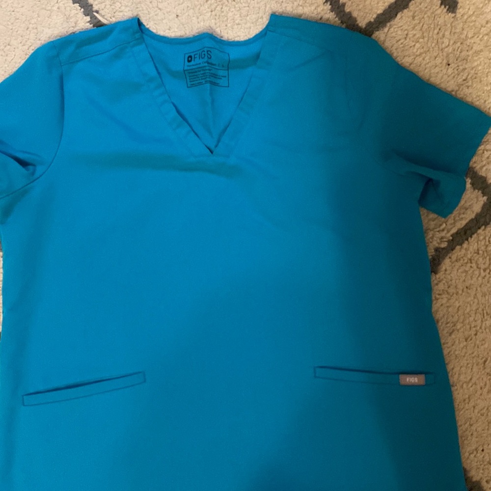 Figs Casma 3 pocket scrub top size large turquoise